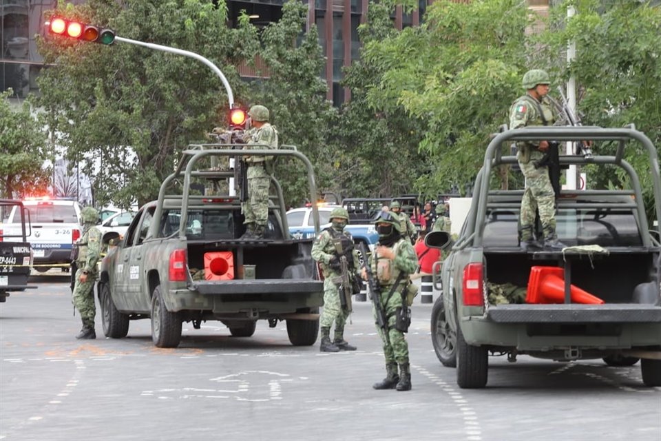 Ante balaceras recientes en la ZMG, el Gobernador Enrique Alfaro dijo que se analiza relanzar las 'volantas' o caravanas de vigilancia.