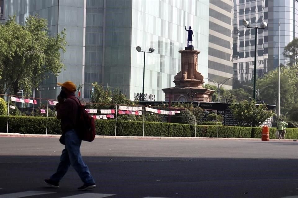 Grupos feministas lanzaron un comunicado en donde informaban que el próximo 12 de octubre el Gobierno de la CDMX eliminaría esta rotonda, para hacer una en nombre de las mujeres gobernantes.
