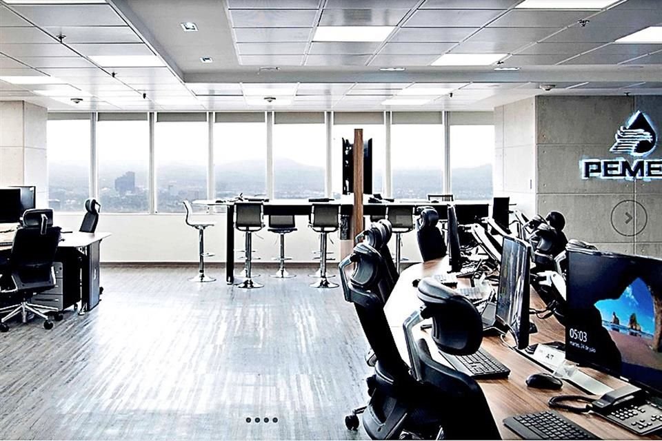 Pemex adjudicó directamente un contrato para rentar hasta 41 mil computadoras y otros 16 mil equipos, durante los siguientes 4 años.