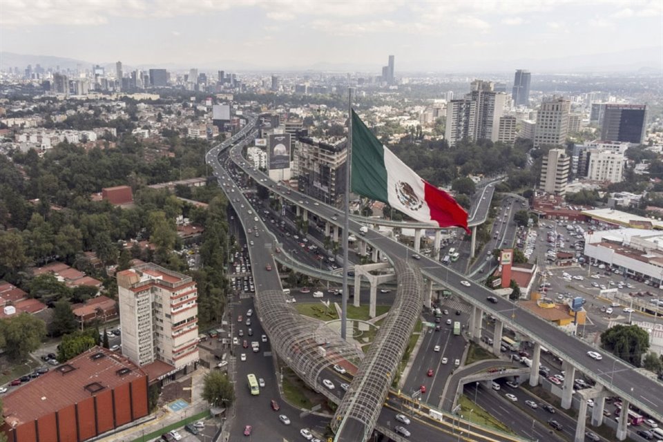 Para todo 2023, la economía del País creció 3.2 por ciento.