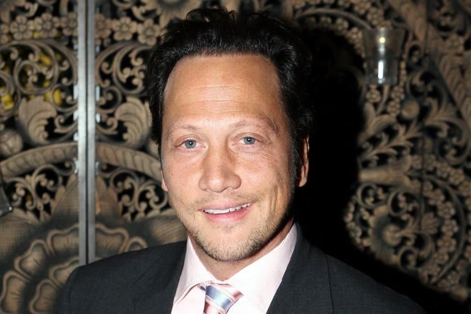 El actor Rob Schneider alista la segunda parte de la cinta 'Animal', donde su personaje se convierte en parte animal.