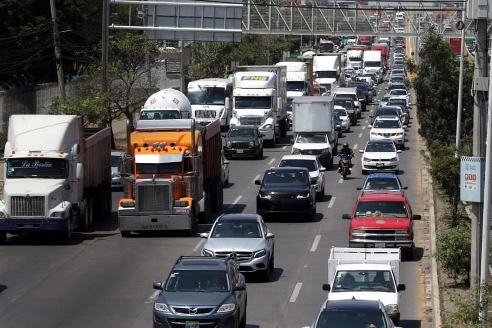 El Gobernador de Jalisco sugirió el 14 de septiembre la construcción de un segundo piso en algunos tramos de López Mateos.