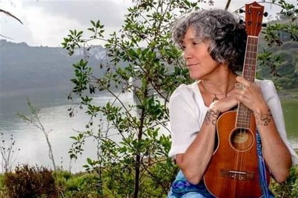 Iraida Noriega presentará 'Canciones de agua y desierto' el viernes 14 de octubre en el marco de la Feria Internacional del Libro del Zócalo.