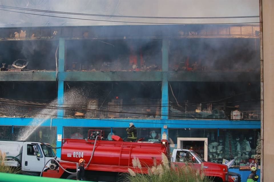 Los empleados y clientes fueron evacuados.