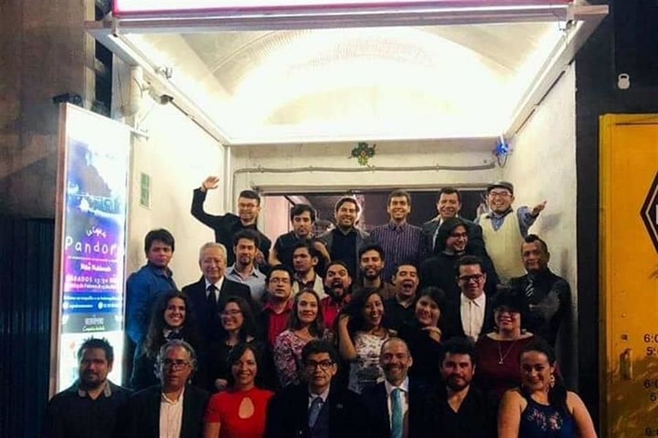 Ápeiron Teatro renombró su espacio escénico en la colonia Narvarte Foro Fernando Martínez Monroy, en honor a su fundador, fallecido en diciembre de   2021.