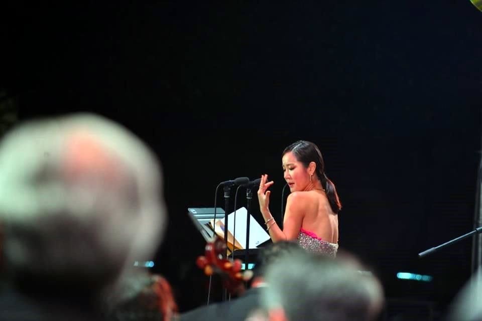 Hera Hyesang Park, soprano surcoreana, fue junto con María Katzarava, protagonista del concierto de apertura.