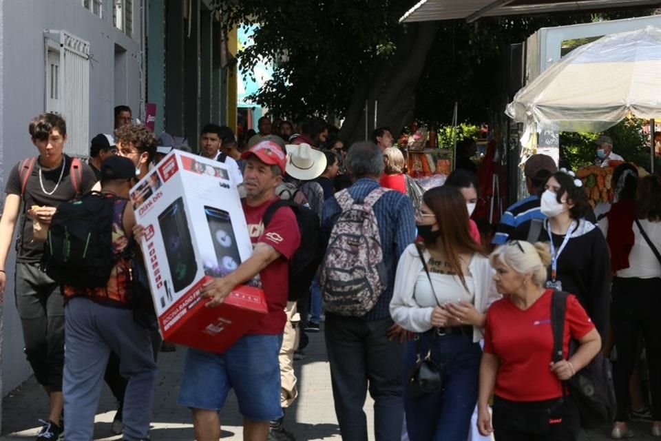 En ningún espacio será obligatorio el uso de cubrebocas en Jalisco, de acuerdo con el decreto publicado desde el 13 de octubre en el Periódico Oficial del Estado.