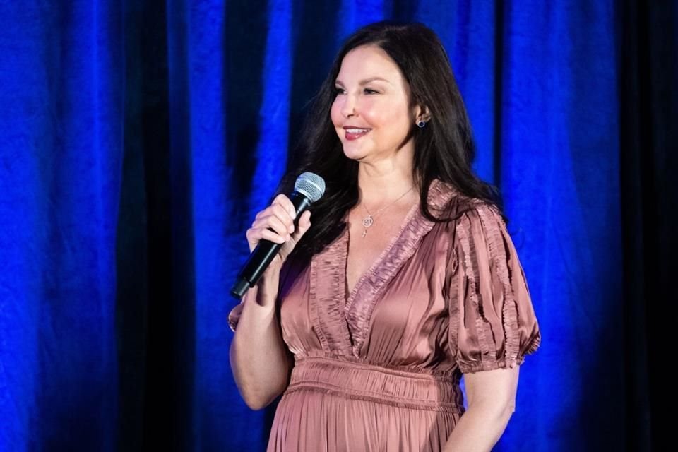 La actriz Ashley Judd, víctima de Harvey Weinstein, fue ovacionada durante la presentación de 'She Said' en el Festival de Nueva York.