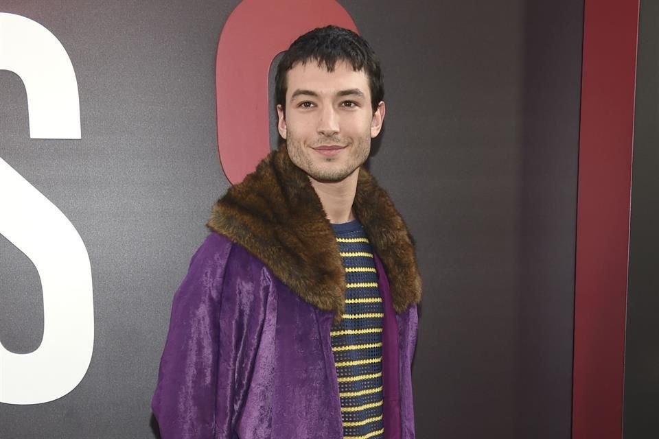 La estrella de 'The Flash', Ezra Miller, se declaró inocente de los cargos de robo y podría enfrentar 26 años de prisión.