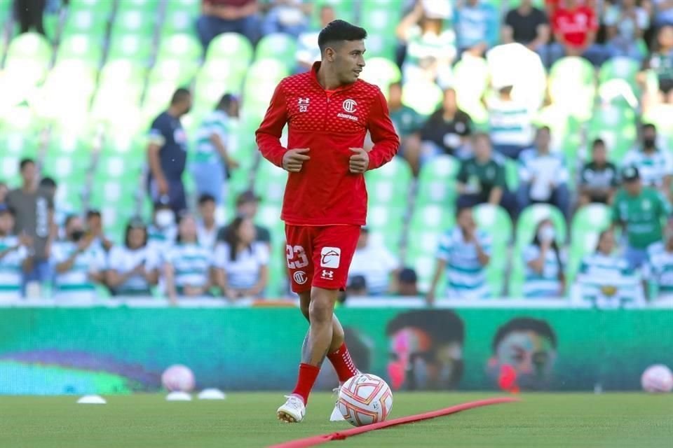 Claudio Baeza no se siente inferior previo a su partido ante el América.