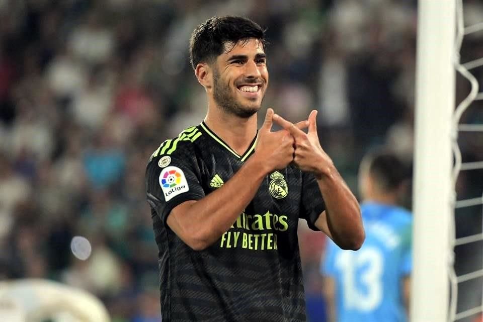 A los pocos minutos de haber ingresado de cambio, Marco Asensio puso el 3-0.