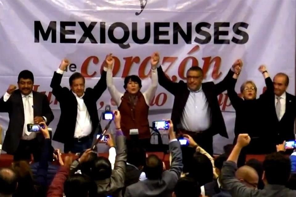 El senador Higinio Martínez cerró filas con la aspirante morenista a la gubernatura del Edomex, Delfina Gómez.