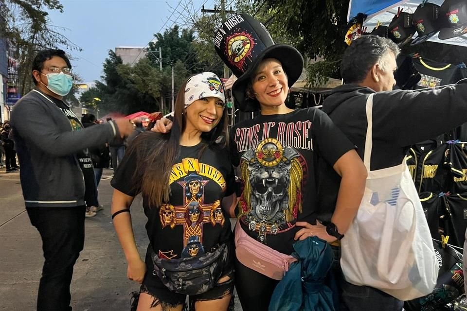 En la vestimenta, lo que más destacó fueron las playeras con el logo de Guns N' Roses.