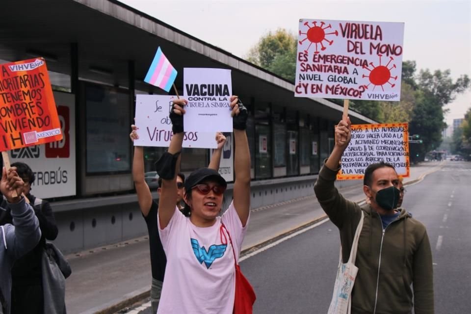 La manifestación duró más de tres horas y cerraron la circulación de Avenida Benjamín Franklin.