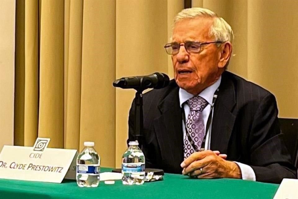 Clyde Prestowitz, presidente y fundador del Instituto de Estrategia Económica de EU.