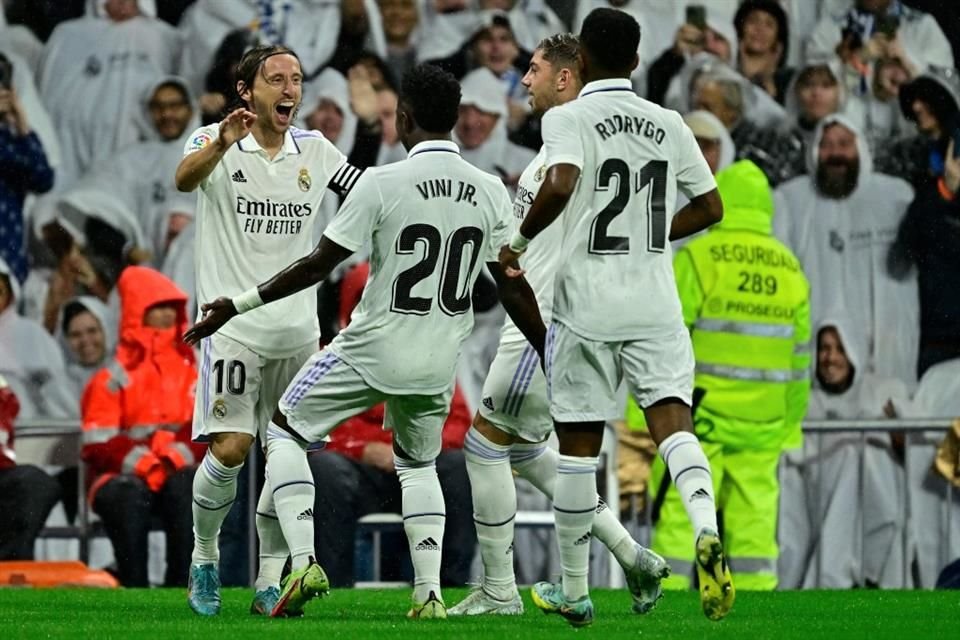 Luka Modric abrió el marcador en el Santiago Bernabéu.