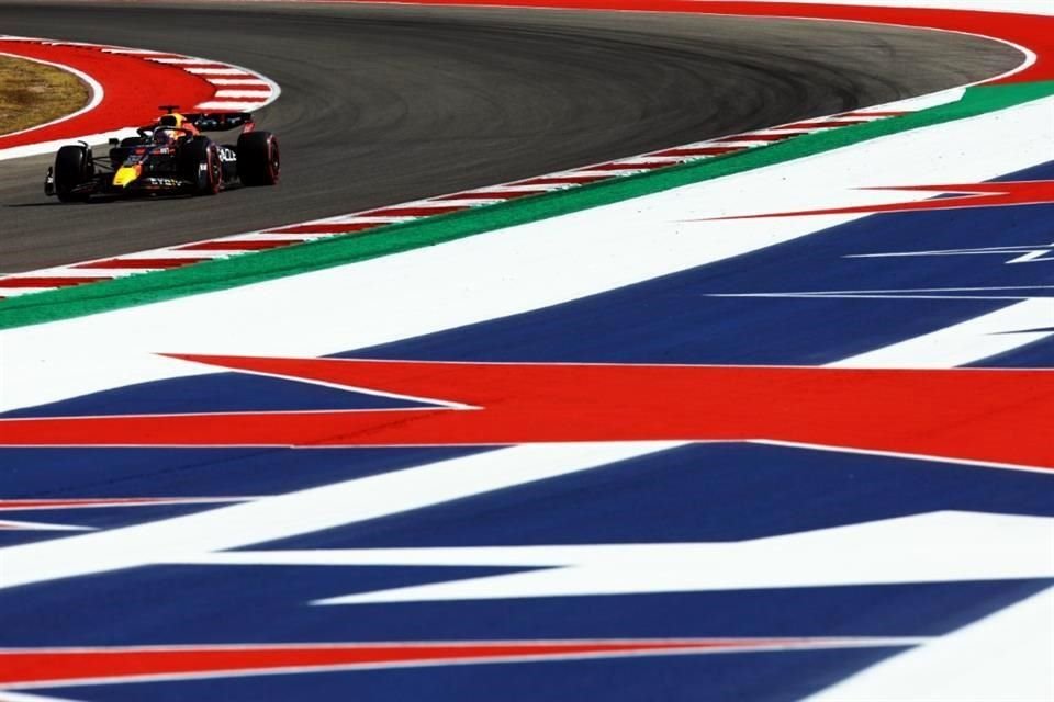 En Red Bull niegan haber superado el límite presupuestal.