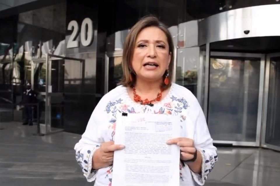 'El Presidente le debe una explicación a los mexicanos', dijo la senadora Xóchitl Gálvez.