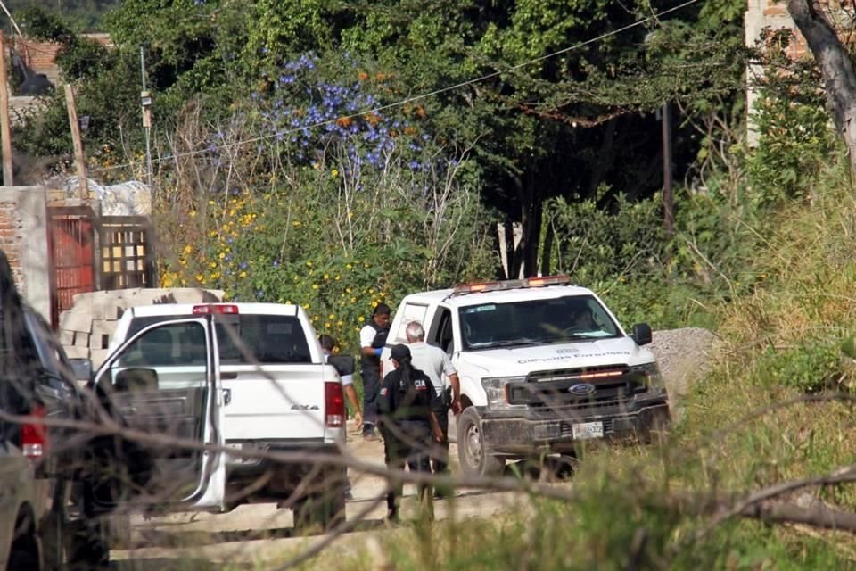 El hallazgo ocurrió en un camino de tierra rodeado de baldíos al que se accede por la Calle Álvarez del Castillo, cerca de su cruce con Buenavista.