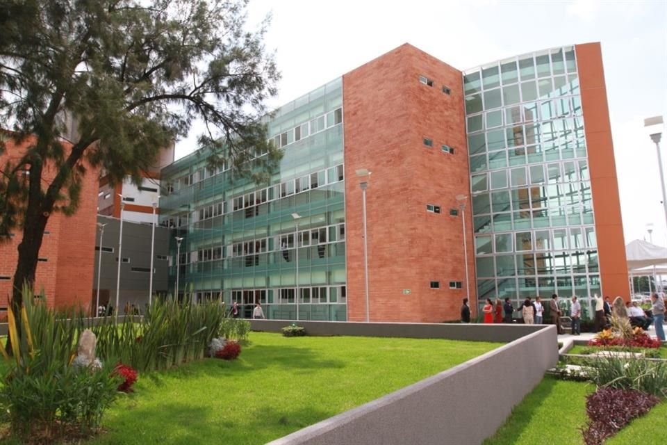 La  Coordinación de Seguridad Universitaria acompañó a la estudiante afectada a presentar su denuncia en las instancias correspondientes.