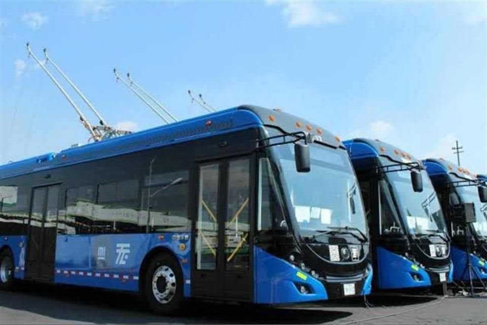 Un segundo programa para retirar microbuses y operar unidades del nuevo servicio del Trolebús Elevado, en Ermita Iztapalapa, fue emitido por la Semovi.