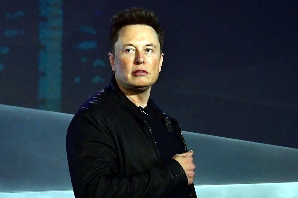 Elon Musk, director general de Twitter, dijo que cumplirá con los resultados de la encuesta.