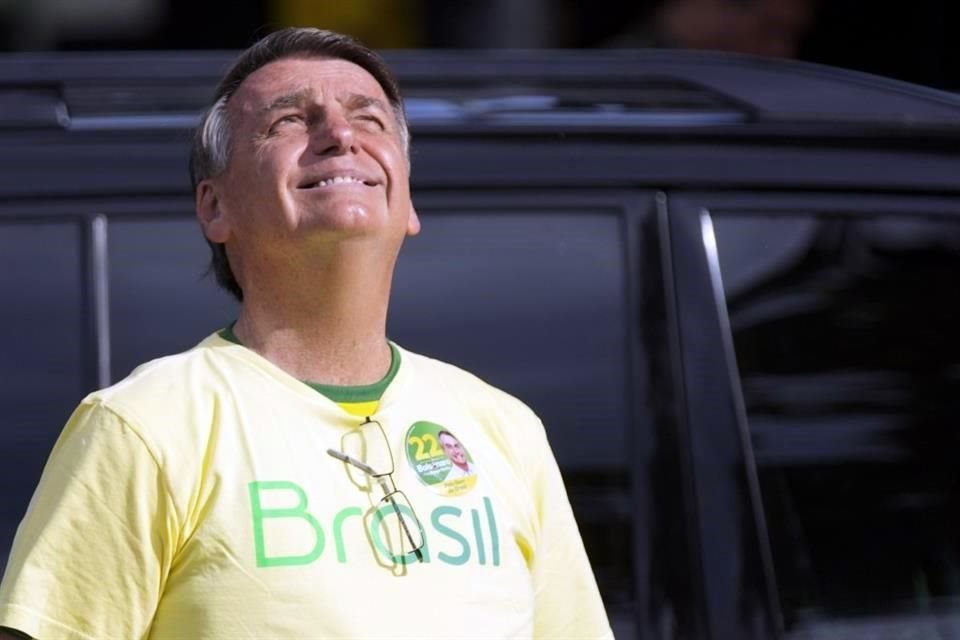 Bolsonaro perdió elección presidencial contra Lula da Silva, en una reñida batalla.