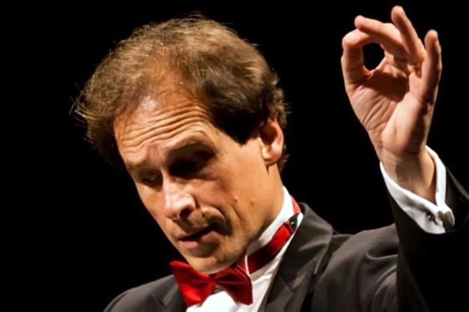 Martin Lebel dirigirá a la Filarmónica de la Ciudad de México este fin de semana durante el ciclo sinfónico 'Má vlast (o Mi patria)', de Bedrich Smetana.