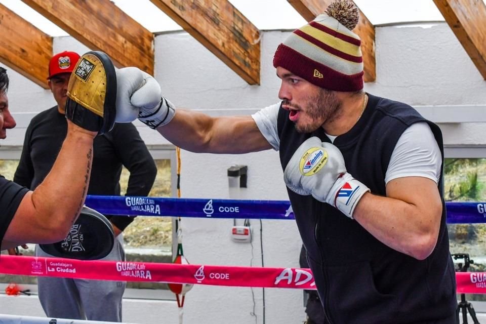 El Junior tendrá una pelea de exhibición ante Anderson Silva, ex de la UFC.