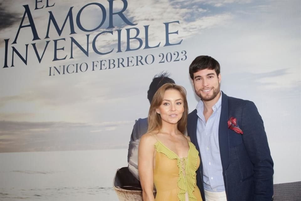 La telenovela 'El Amor Invencible', producida por Juan Osorio, inici filmaciones. La protagonizan Angelique Boyer y Danilo Carrera.