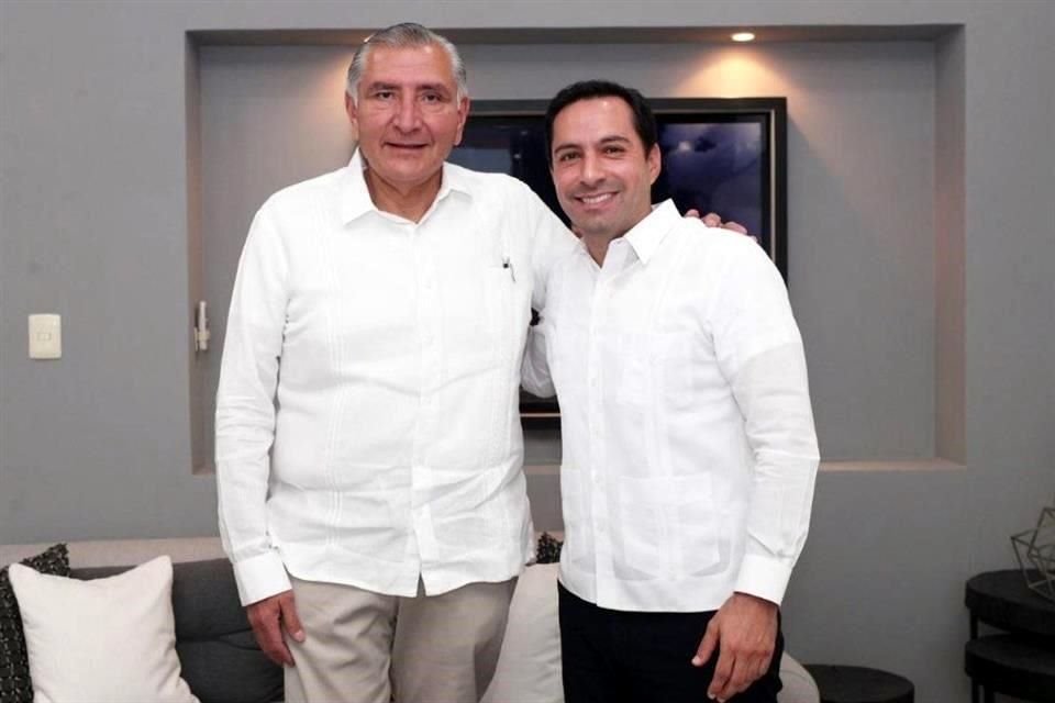 El Secretario de Gobernación, Adán Augusto López, estuvo en Mérida, con el Gobernador Mauricio Vila.
