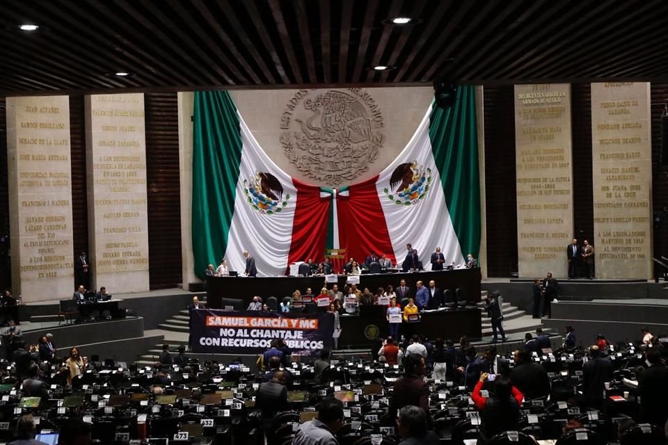 Diputados pidieron juicio al Gobernador emecista de Nuevo León.