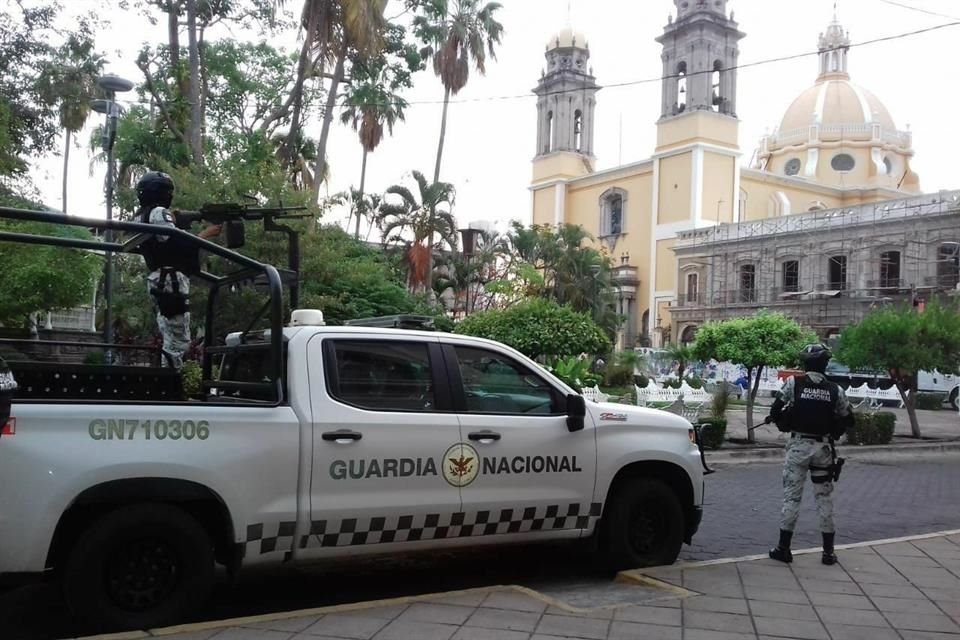 Elementos de la Guardia Nacional en Colima.