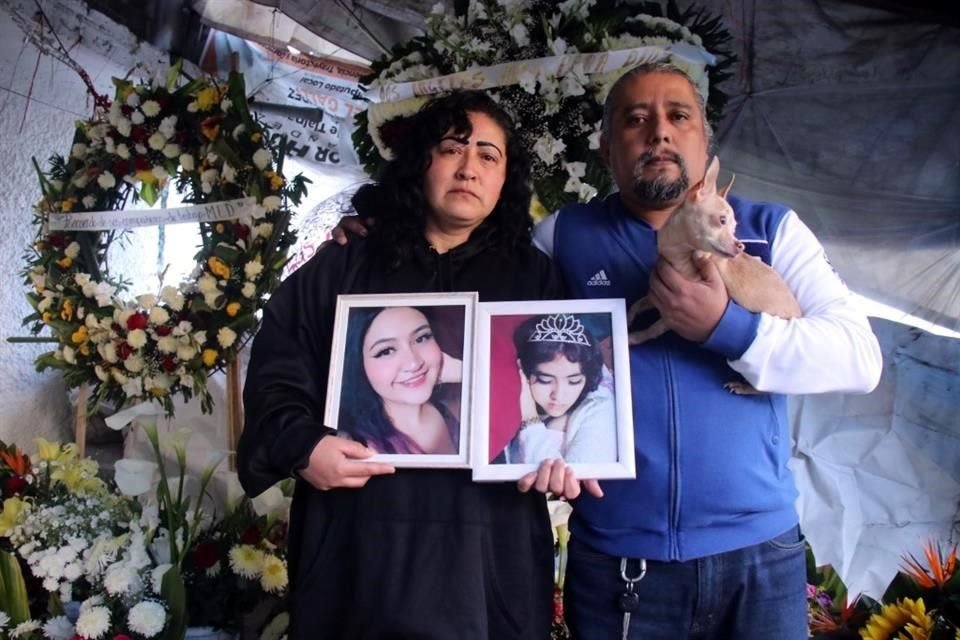 Esmeralda y Sofía fallecieron tras caer en una coladera sin tapa cuando se dirigían al Palacio de los Deportes.