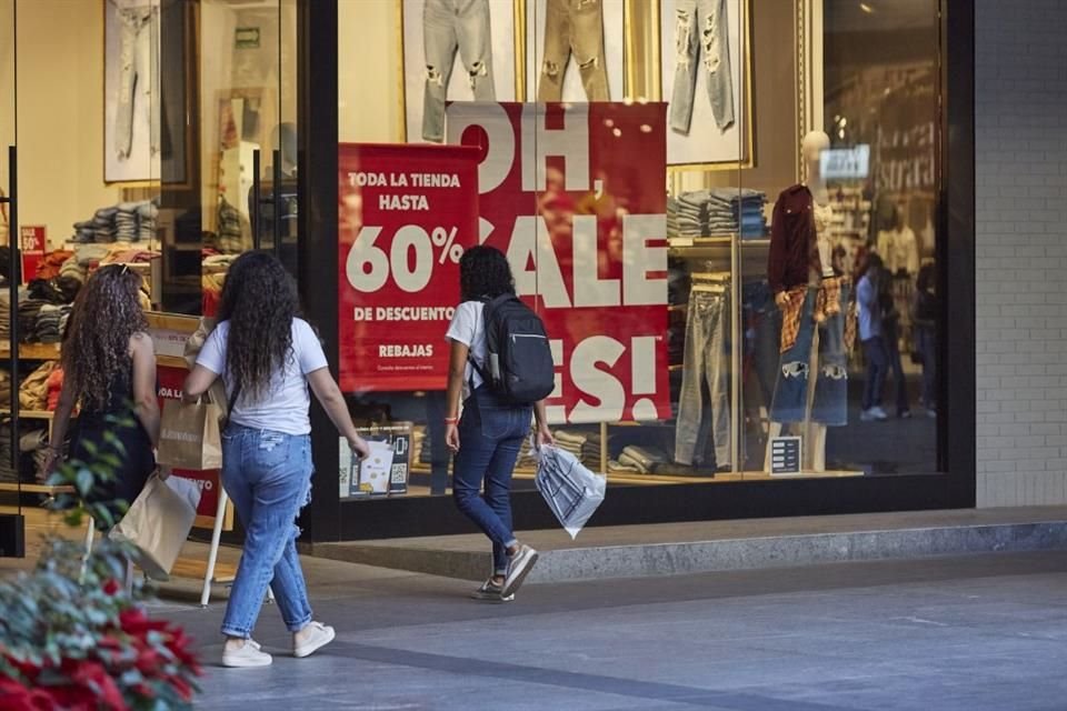 Los meses sin intereses y el 'cashback', o devolución de dinero, fueron las promociones que los compradores de este Buen Fin aprovecharon el primer día.