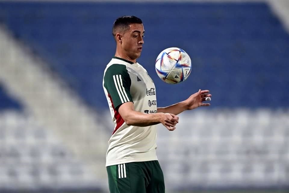 Funes Mori le ganaría la partida a Henry Martín en la delantera ante Polonia.