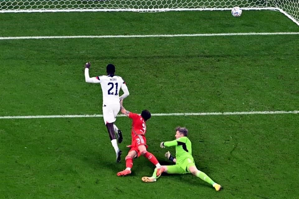 Weah definió a un toque ante la salida del portero Wayne Hennessey.