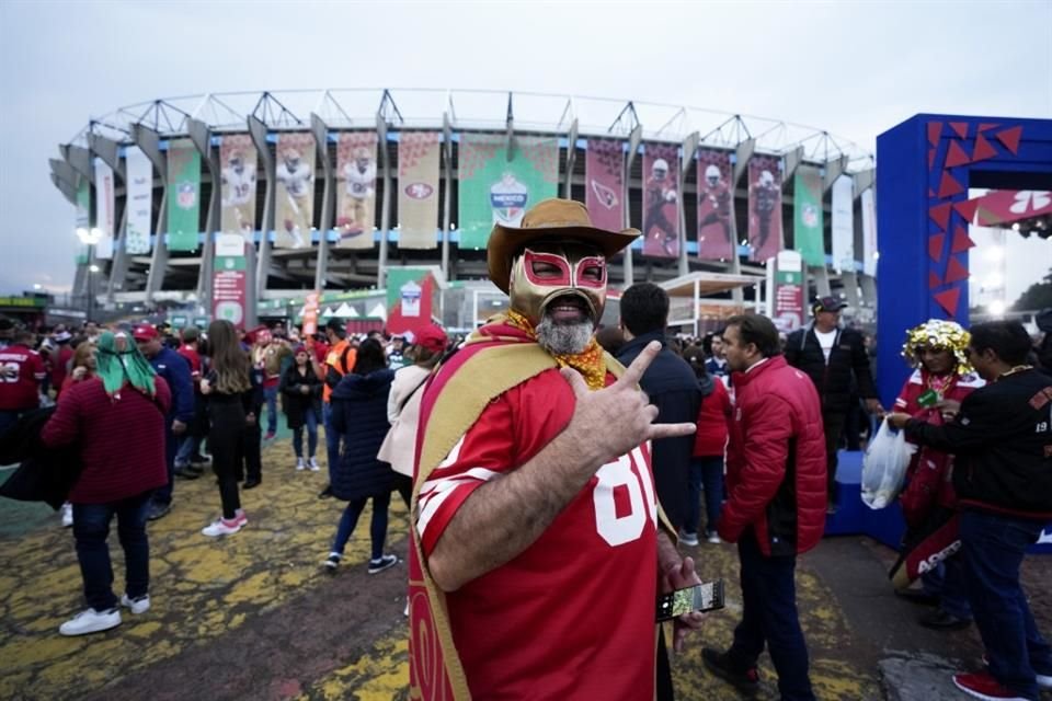 El Estadio Azteca recibió un juego más de NFL.