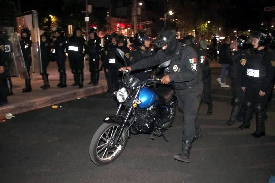Tras el operativo 9 motociclistas fueron detenidos y 18 vehículos asegurados.