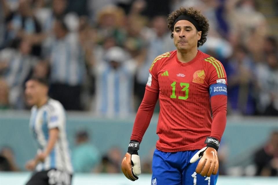 Ochoa no pudo hacer nada en ninguno de los dos goles.