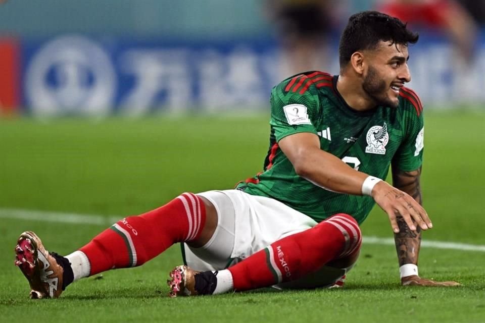 Alexis Vega podría dejar al Rebaño después del Mundial.