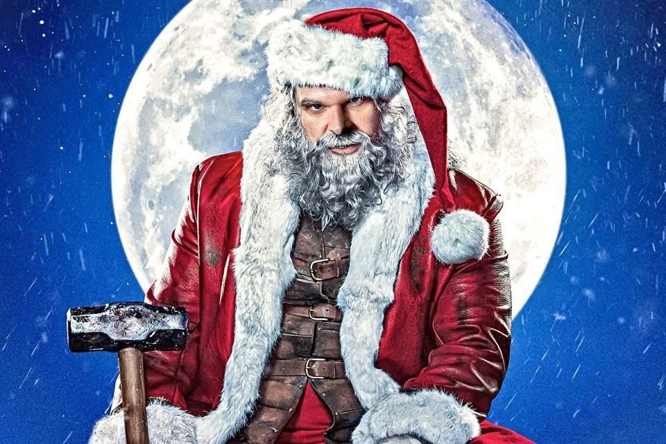 Interpreta David Harbour, de 'Stranger Things', en la comedia 'Noche Sin Paz' a un Santa Claus cínico, alcohólico y desesperanzado.