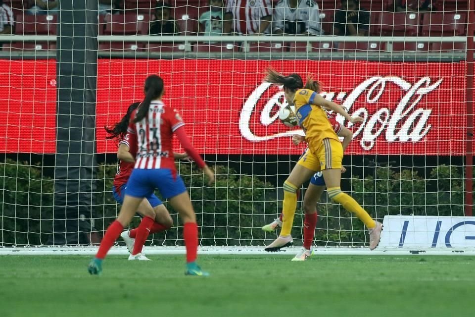 Al 95', Greta Espinoza hizo el agónico gol del triunfo de las felinas.