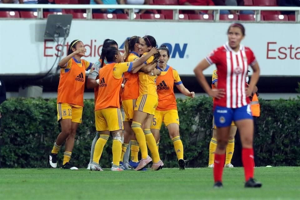 Al 95', Greta Espinoza hizo el agónico gol del triunfo de las felinas.