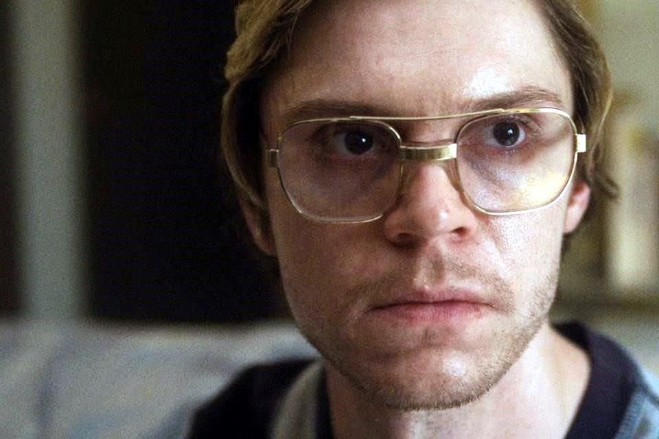 La serie criminal de Netflix sobre el asesino serial Jeffrey Dahmer superó los mil millones de horas vistas en la plataforma de streaming.