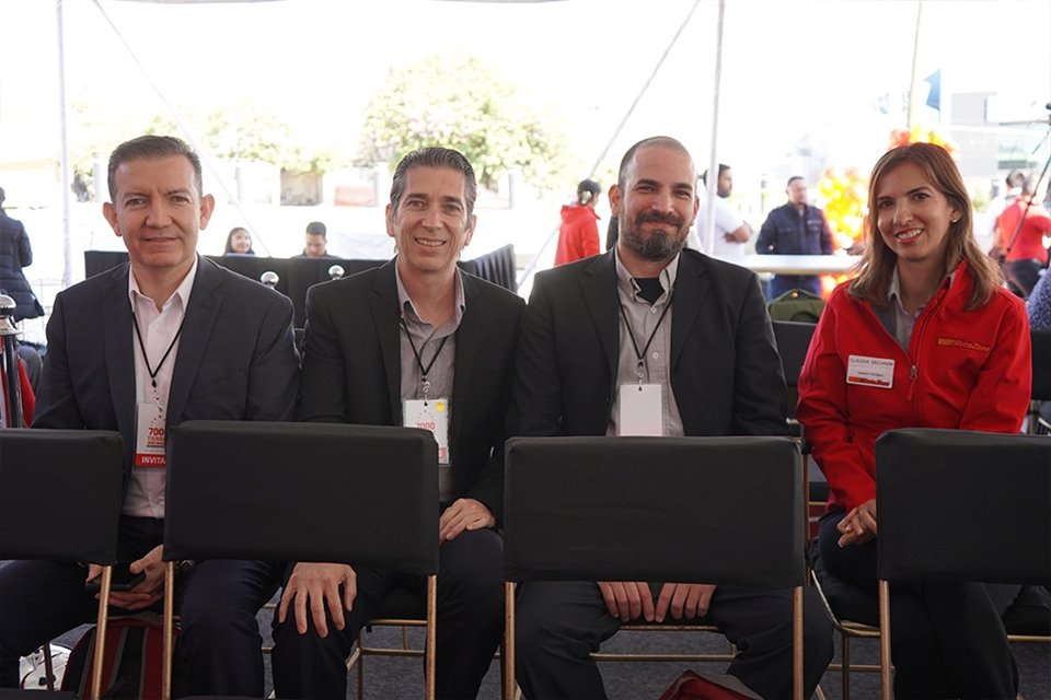 Eduardo Pérez, René Leal, Luis Gerardo Chapa y Claudia Decanini