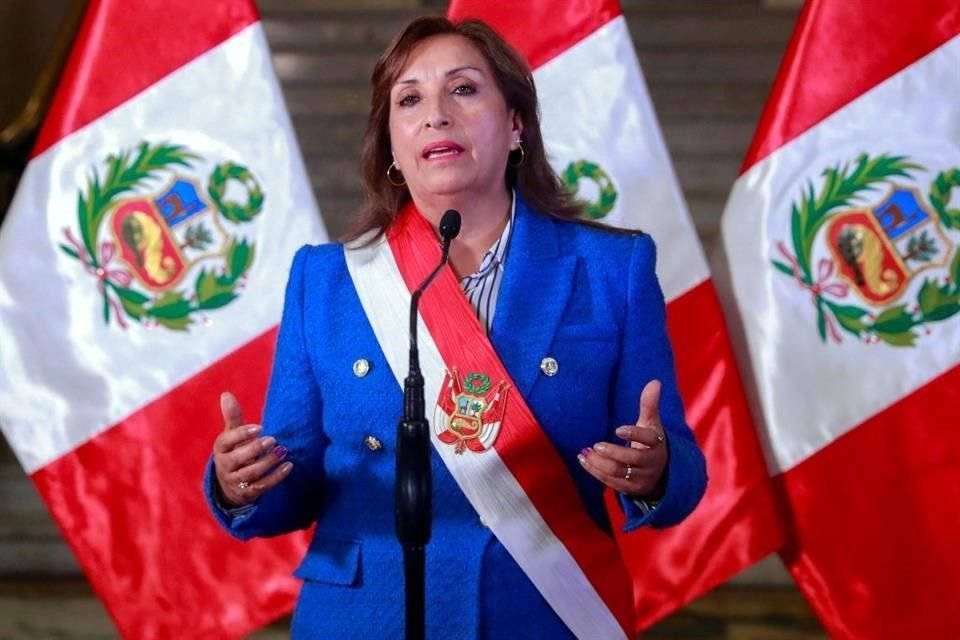 La Presidenta de Perú dijo que enviará propuesta de elecciones anticipadas al Congreso tras manifestaciones en contra de su Mandato que suman dos muertos.