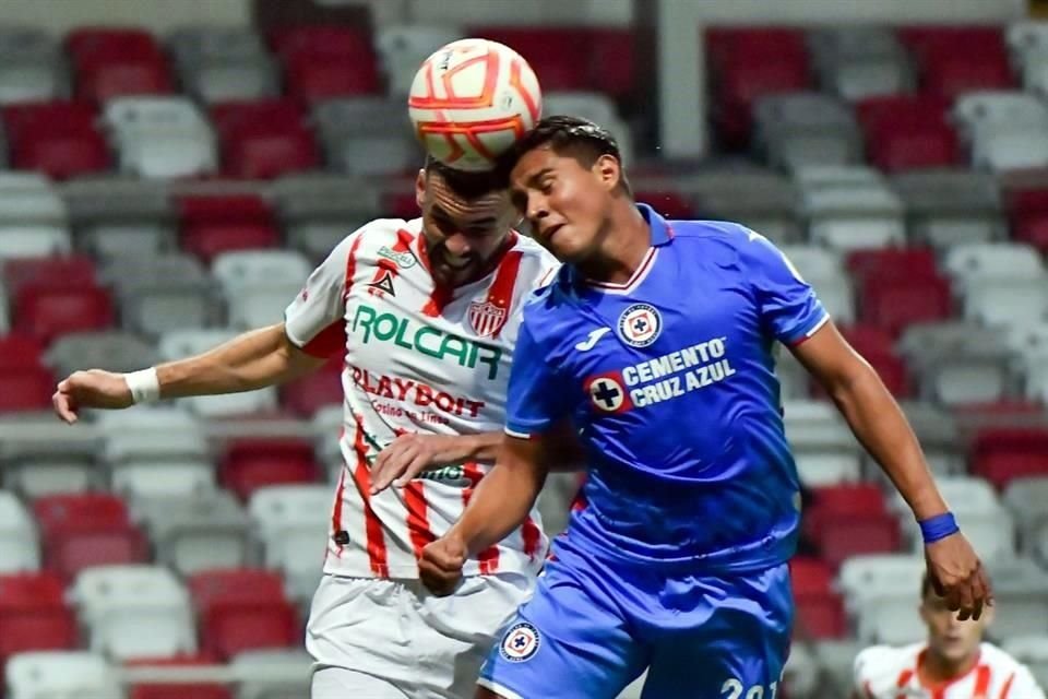 Cruz Azul y Necaxa ofrecieron poco espectáculo.