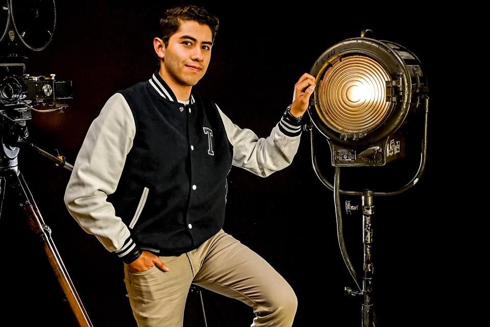 Edén E. Sánchez Méndez, elegido por el Tec como su Mejor Estudiante 2022, reflexiona sobre su vida a partir de un símil cinematográfico.