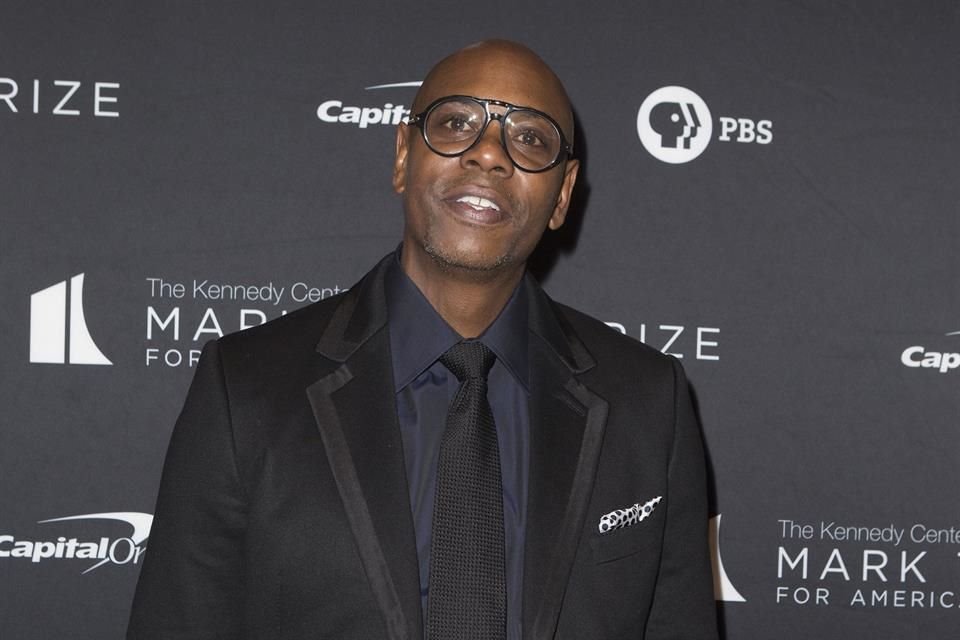 El agresor que atacó a Dave Chappelle durante un show en el Hollywood Bowl recibió una sentencia de nueve meses.